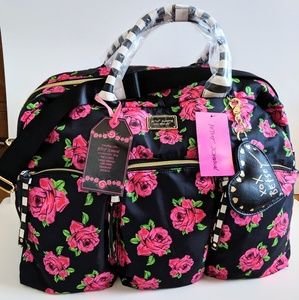 NEW Betsy Johnson floral weekender bag